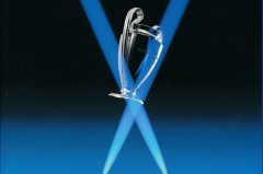 阿莫林战术调整助力新援谢什科融入球队挑战